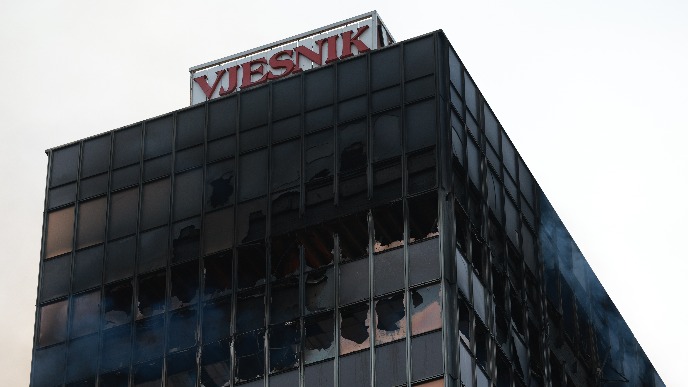 Rušenje verovatno miniranjem